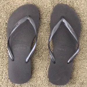 Black Havaiana Flip Flops